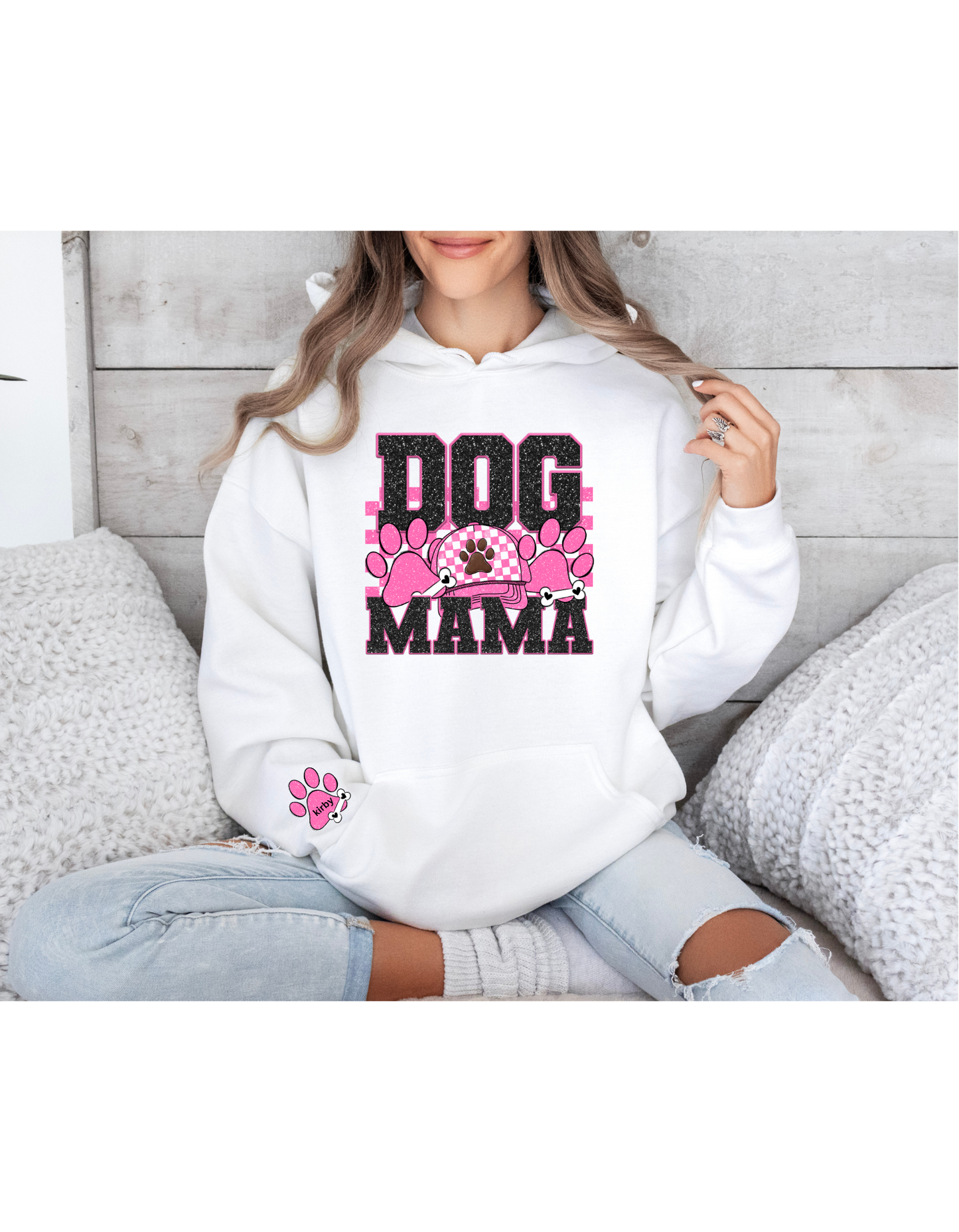 DOG MOM- PERSONLIZE WITH YOUR PETS NAME OR LEAVE BLANK.