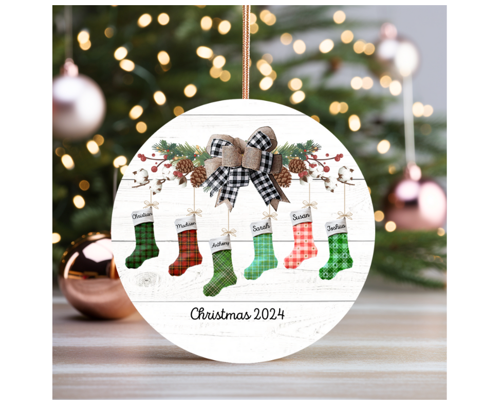 Personalize a Christmas ornament